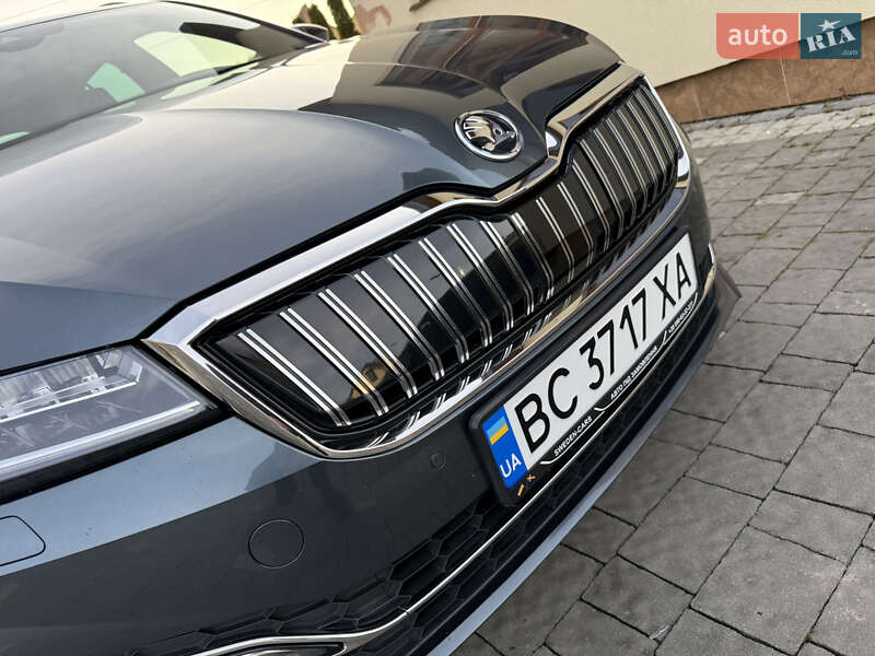 Універсал Skoda Superb 2020 в Дрогобичі