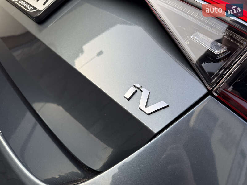 Універсал Skoda Superb 2020 в Дрогобичі