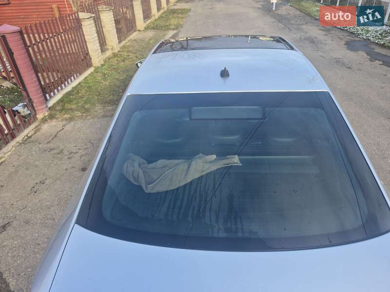 Лифтбек Skoda Superb 2016 в Калуше