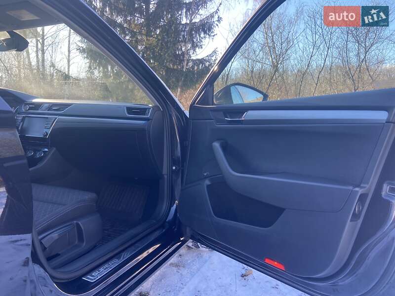 Универсал Skoda Superb 2016 в Отынии фото 32 Универсал Skoda Superb 2016 в Отынии