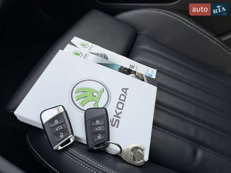 Универсал Skoda Superb 2022 в Луцке