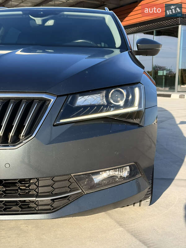 Универсал Skoda Superb 2017 в Звягеле