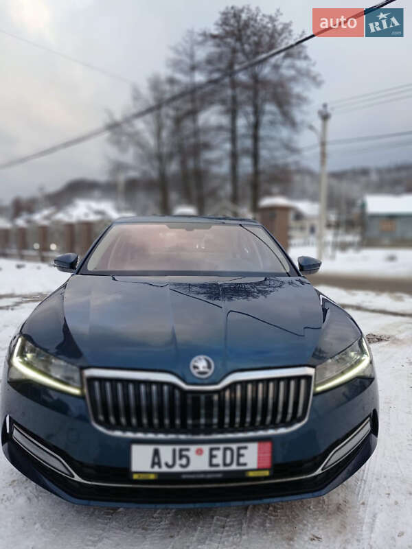 Лифтбек Skoda Superb 2021 в Тячеве