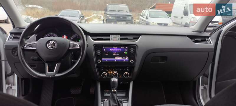 Універсал Skoda Superb 2018 в Мукачевому