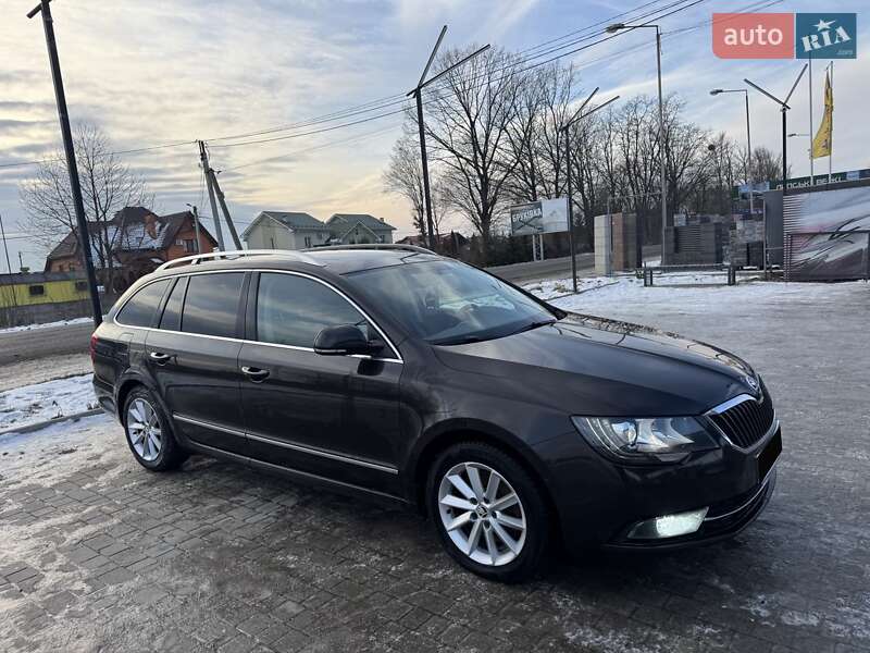 Универсал Skoda Superb 2015 в Ивано-Франковске