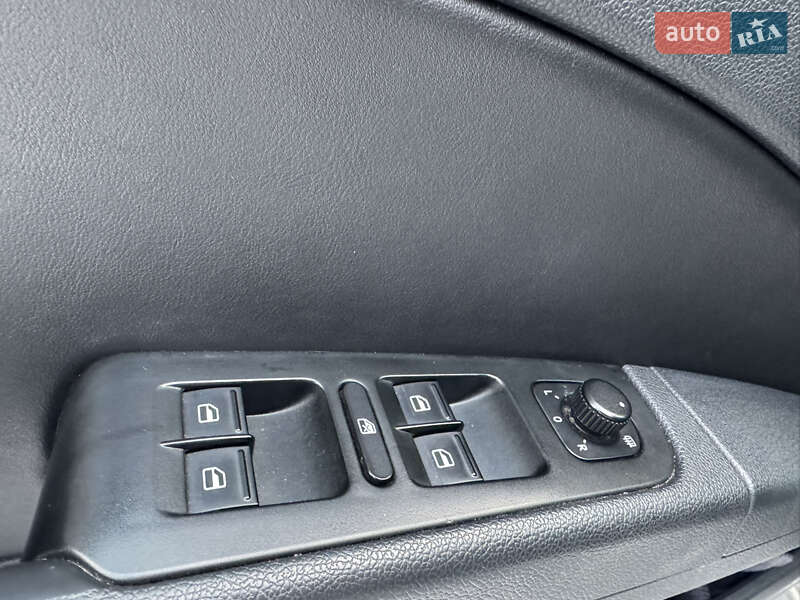 Универсал Skoda Superb 2014 в Киеве