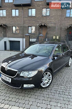 Лифтбек Skoda Superb 2011 в Южноукраинске