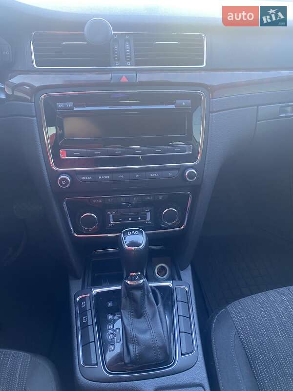 Лифтбек Skoda Superb 2014 в Днепре