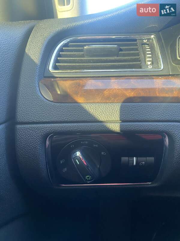 Лифтбек Skoda Superb 2014 в Днепре