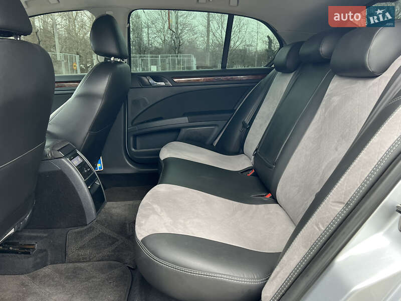 Ліфтбек Skoda Superb 2012 в Миколаєві