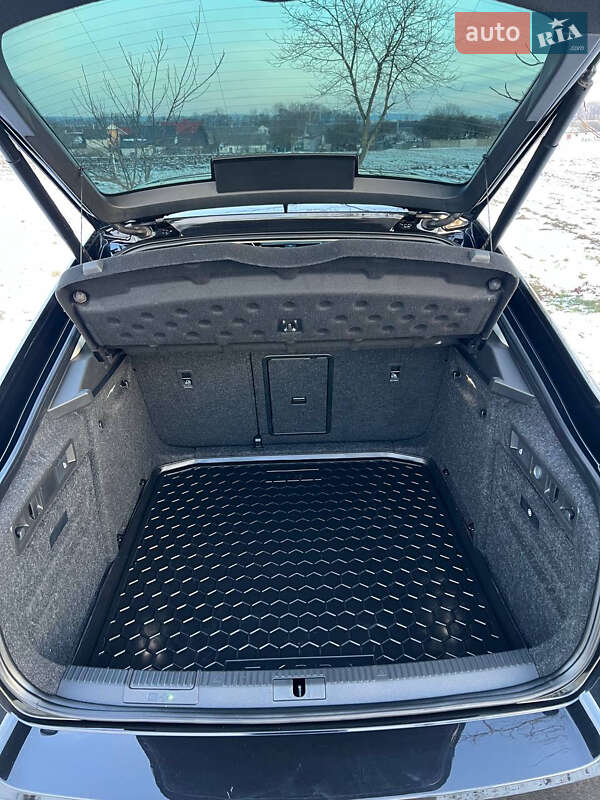 Лифтбек Skoda Superb 2022 в Ровно