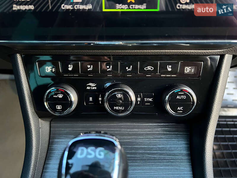 Лифтбек Skoda Superb 2022 в Ровно