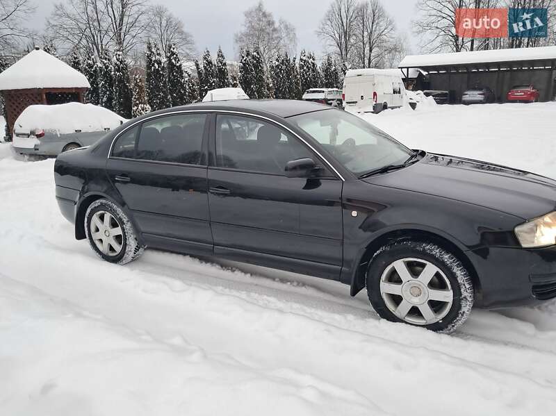 Лифтбек Skoda Superb 2006 в Самборе