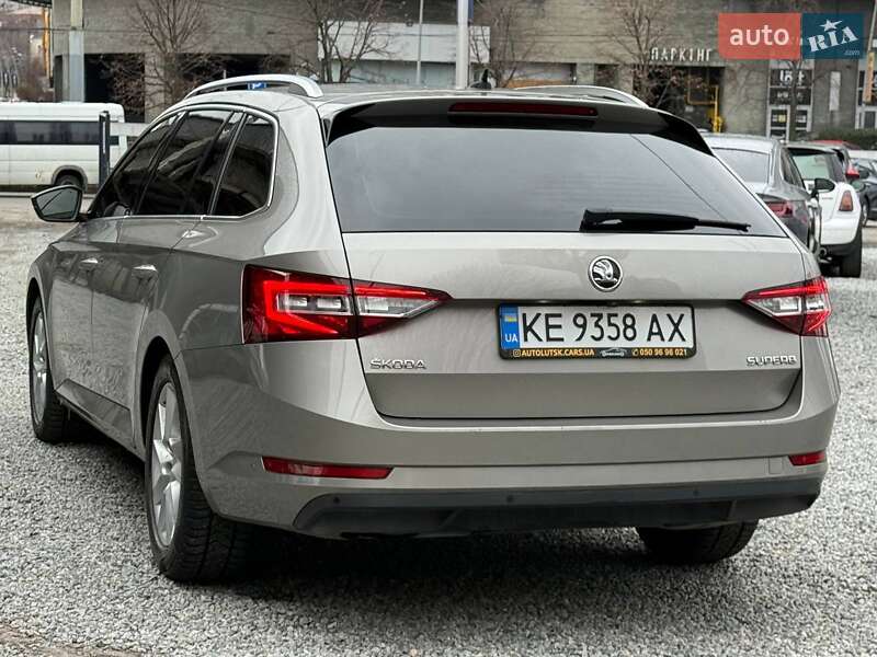 Универсал Skoda Superb 2017 в Днепре
