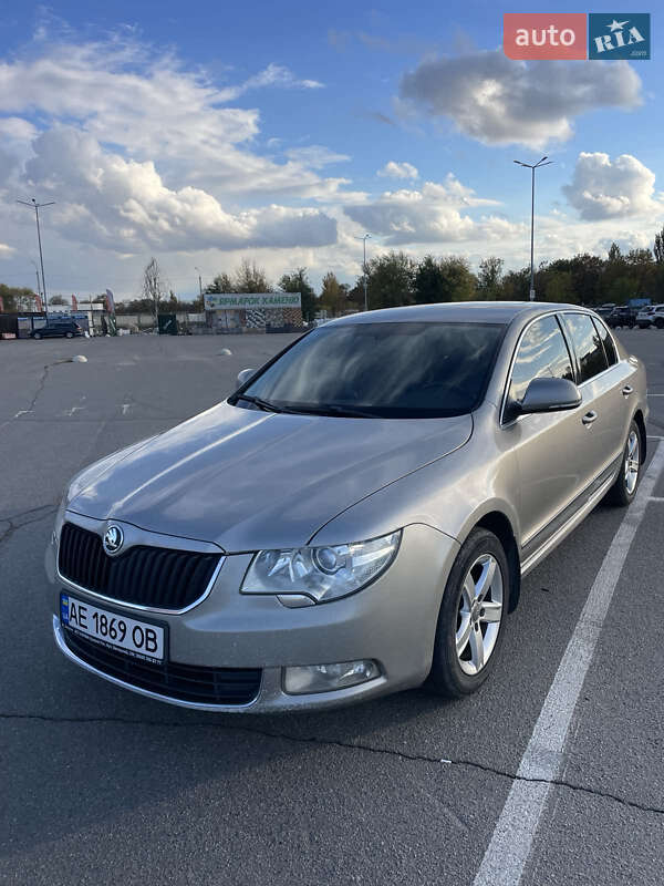 Skoda Superb 2012