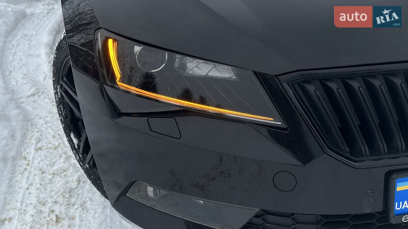 Универсал Skoda Superb 2019 в Самборе