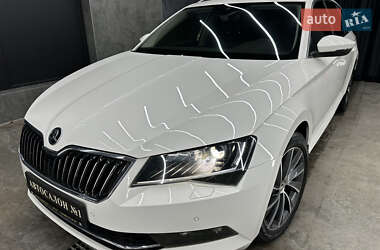 Универсал Skoda Superb 2017 в Киеве