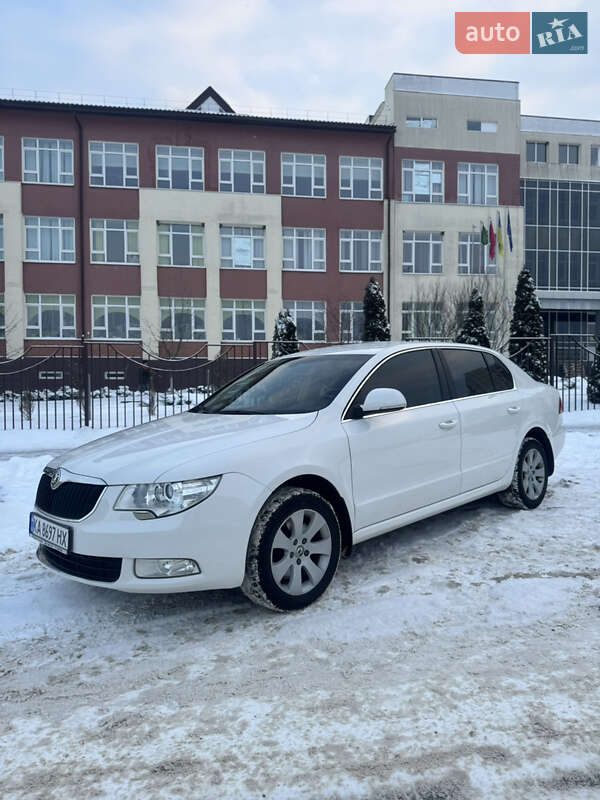 Лифтбек Skoda Superb 2013 в Харькове