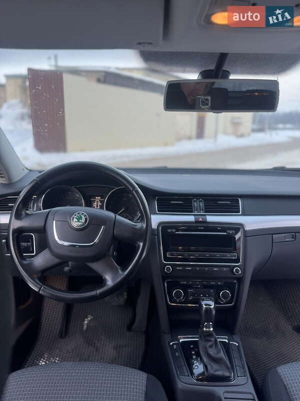 Лифтбек Skoda Superb 2013 в Харькове