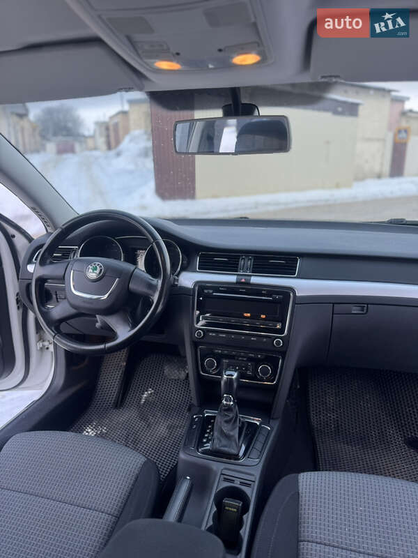 Лифтбек Skoda Superb 2013 в Харькове