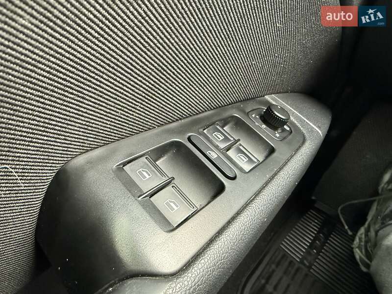 Лифтбек Skoda Superb 2014 в Умани фото 32 Лифтбек Skoda Superb 2014 в Умани