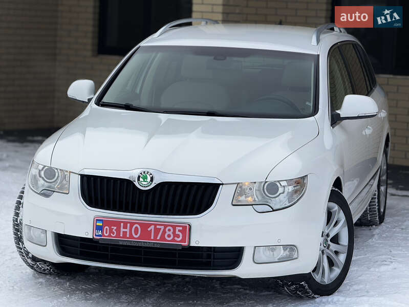 Универсал Skoda Superb 2012 в Радивилове