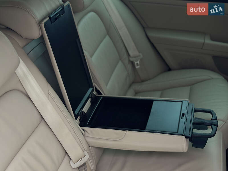 Универсал Skoda Superb 2012 в Радивилове