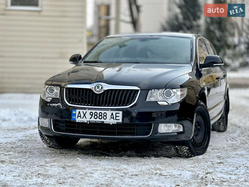 Skoda Superb 2011