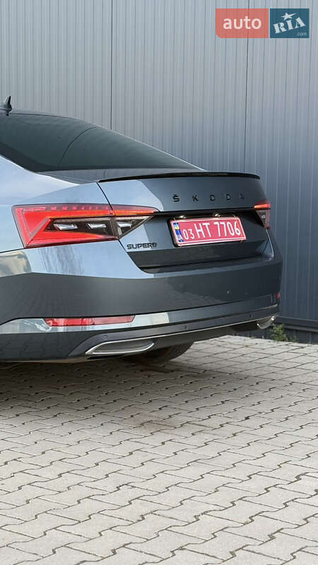 Лифтбек Skoda Superb 2022 в Мукачево