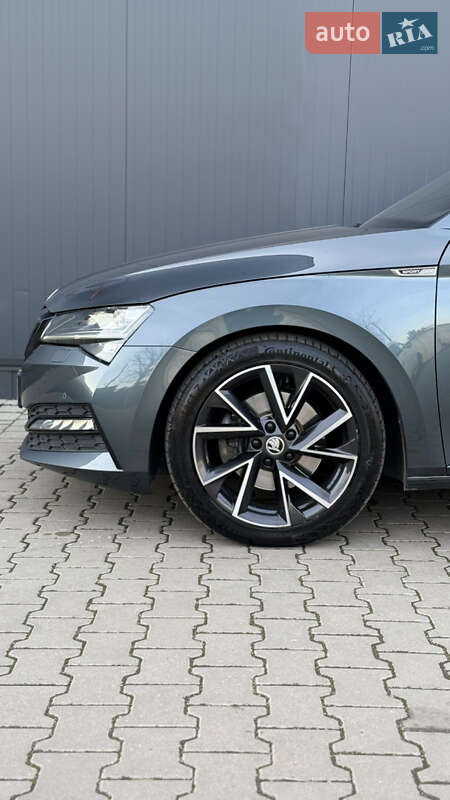 Лифтбек Skoda Superb 2022 в Мукачево
