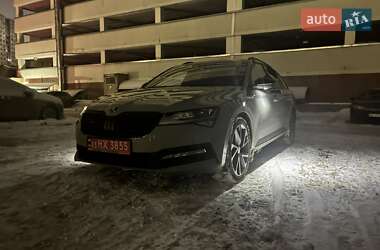 Универсал Skoda Superb 2021 в Киеве