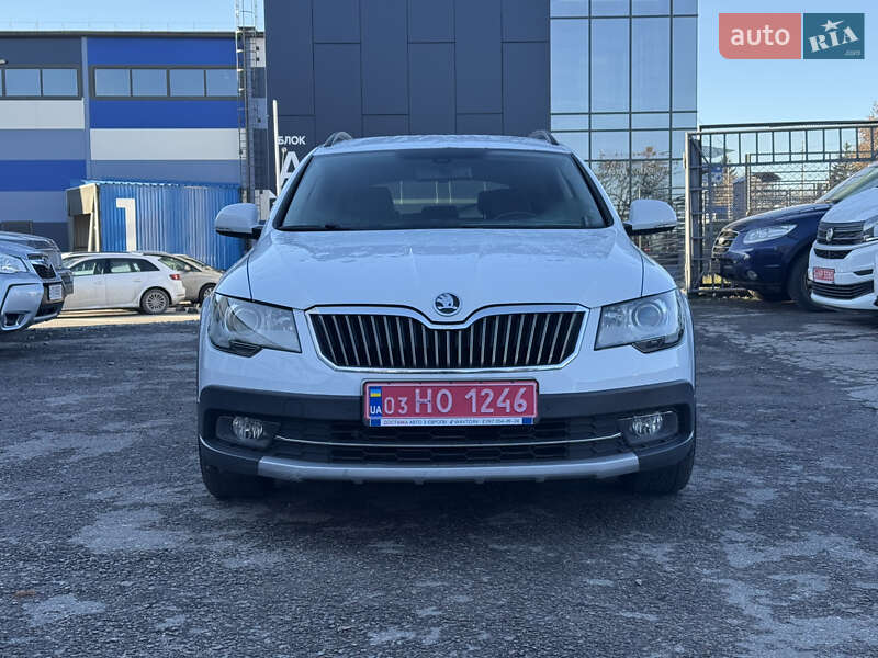Универсал Skoda Superb 2015 в Ровно