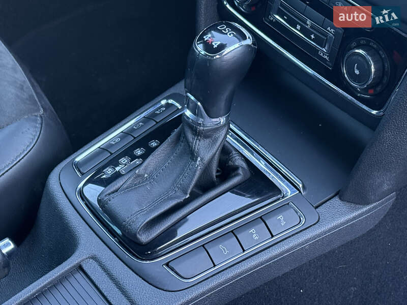 Универсал Skoda Superb 2015 в Ровно