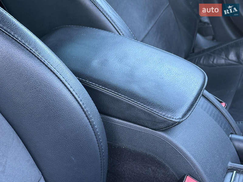 Универсал Skoda Superb 2015 в Ровно