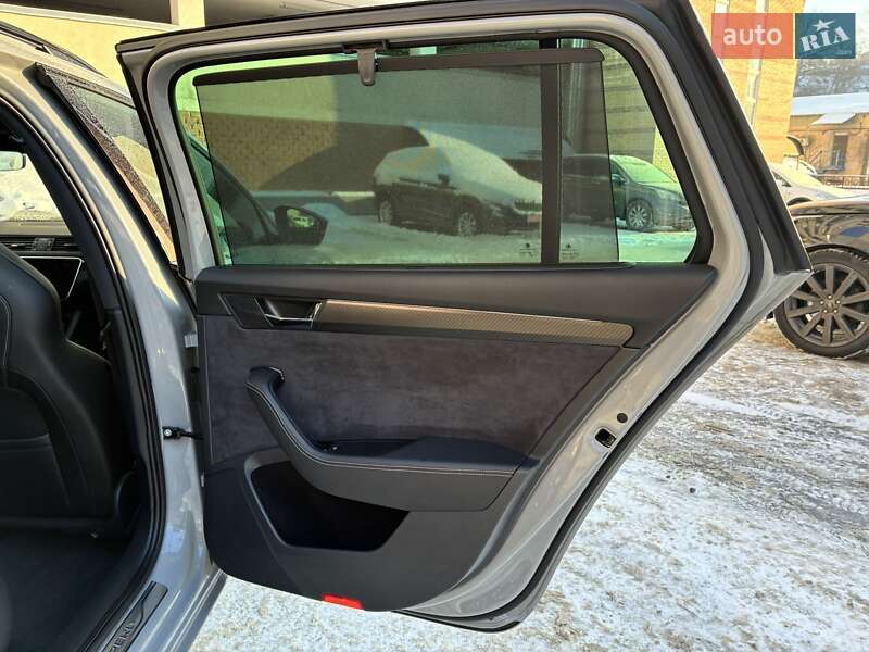 Универсал Skoda Superb 2021 в Киеве