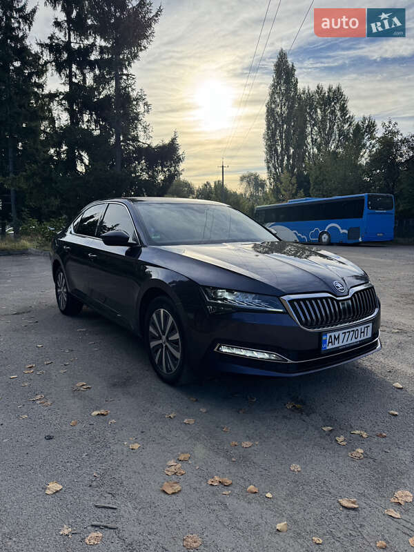 Лифтбек Skoda Superb 2019 в Коростышеве