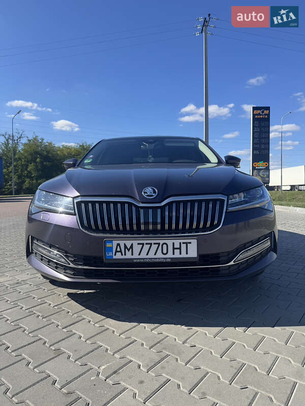 Лифтбек Skoda Superb 2019 в Коростышеве