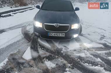 Лифтбек Skoda Superb 2009 в Львове