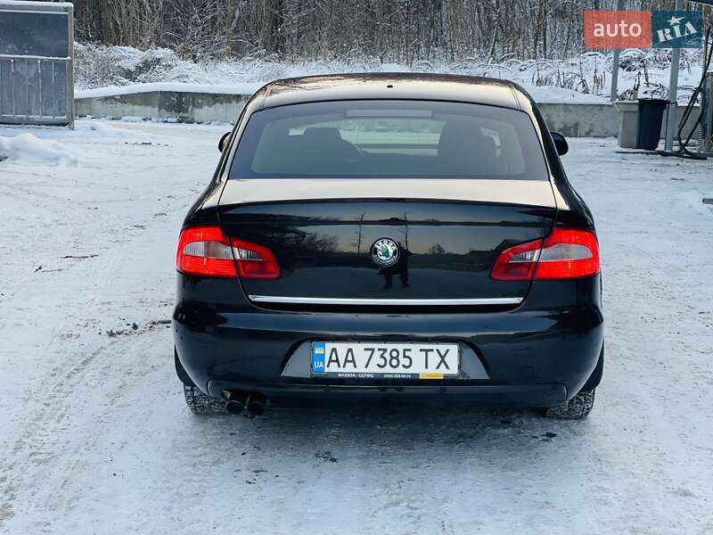 Лифтбек Skoda Superb 2012 в Киеве