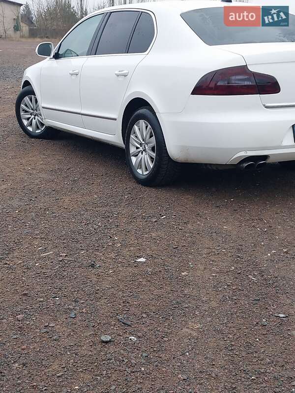 Лифтбек Skoda Superb 2011 в Заречном