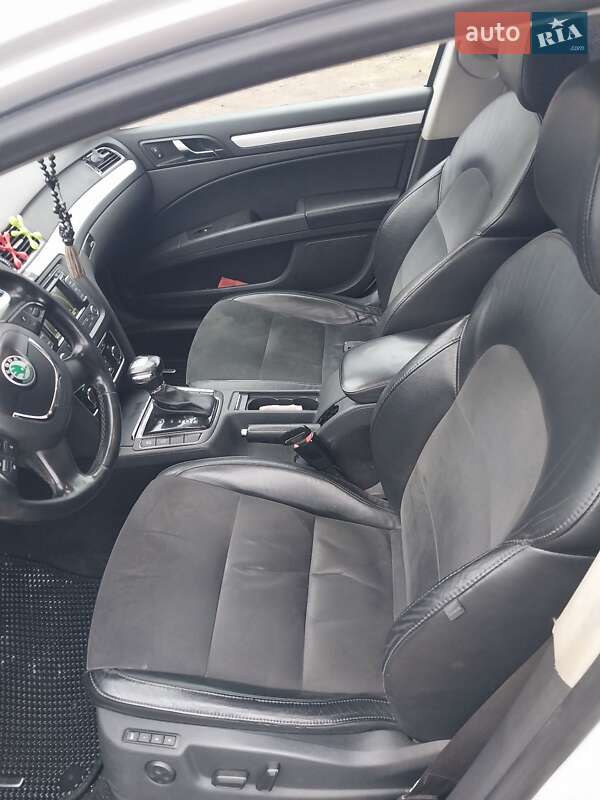 Лифтбек Skoda Superb 2011 в Заречном
