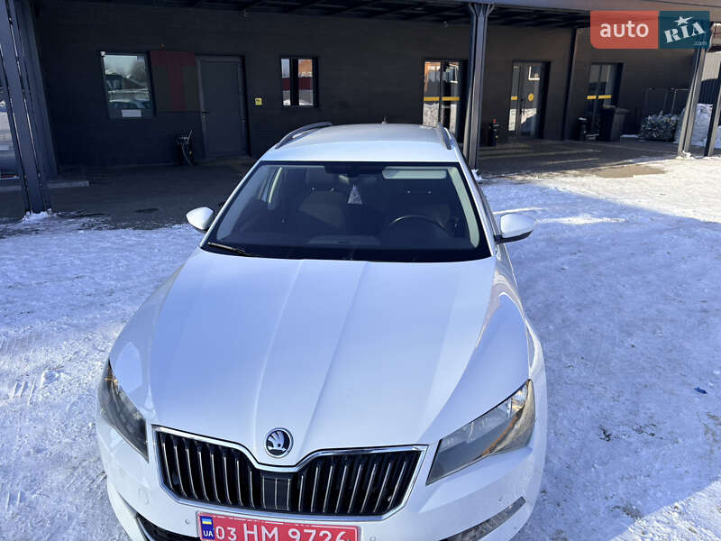 Универсал Skoda Superb 2017 в Нововолынске фото 11 Универсал Skoda Superb 2017 в Нововолынске