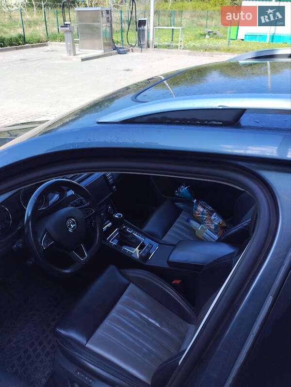 Универсал Skoda Superb 2016 в Дрогобыче