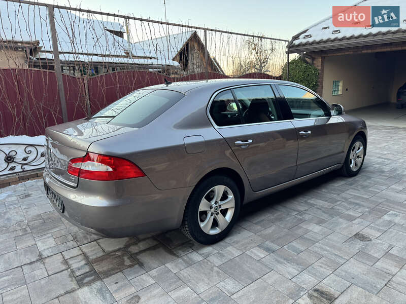 Ліфтбек Skoda Superb 2010 в Ужгороді фото 10 Ліфтбек Skoda Superb 2010 в Ужгороді