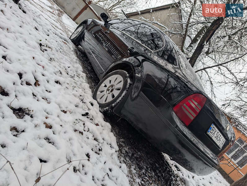 Лифтбек Skoda Superb 2005 в Черновцах