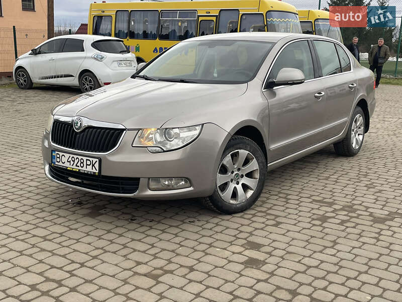 Лифтбек Skoda Superb 2010 в Самборе фото 7 Лифтбек Skoda Superb 2010 в Самборе
