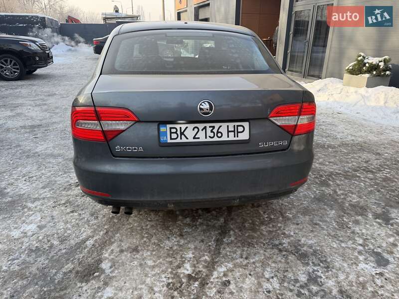 Лифтбек Skoda Superb 2014 в Киеве фото 6 Лифтбек Skoda Superb 2014 в Киеве
