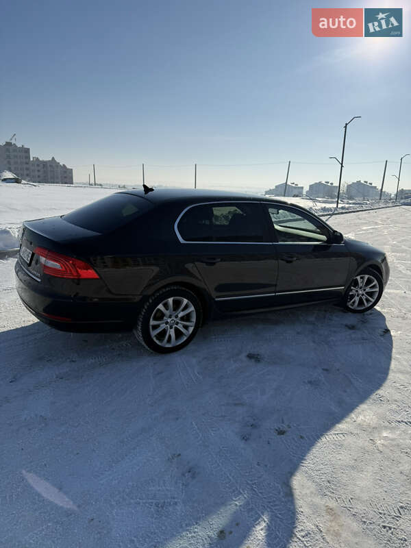 Лифтбек Skoda Superb 2013 в Ровно фото 4 Лифтбек Skoda Superb 2013 в Ровно