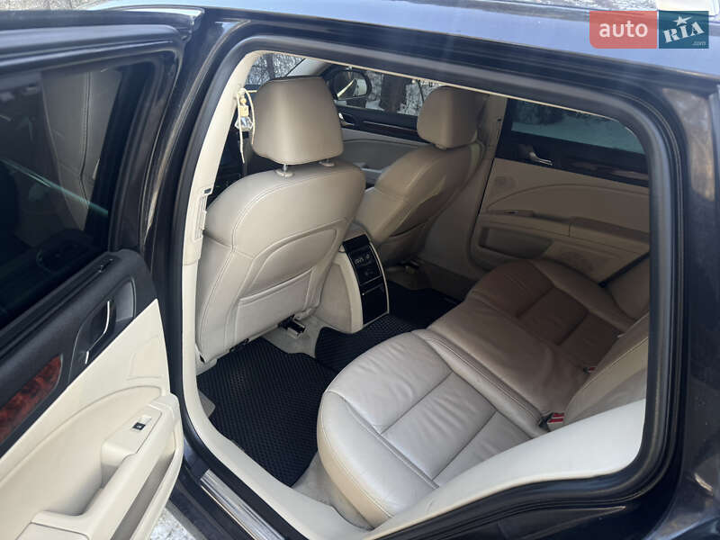 Универсал Skoda Superb 2011 в Борисполе