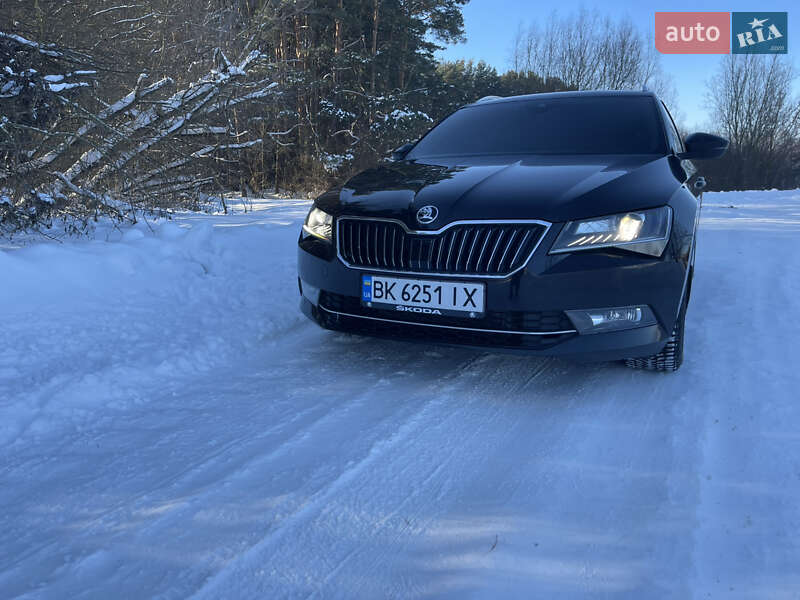 Универсал Skoda Superb 2017 в Дубно фото 11 Универсал Skoda Superb 2017 в Дубно